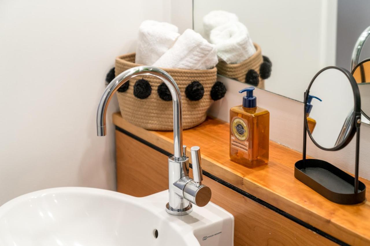 2 Bedroom Apartment With Park Views Shoreditch ロンドン エクステリア 写真